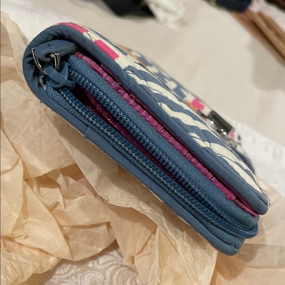 Colorful Geometric Pattern Wallet - Picture 7 of 17